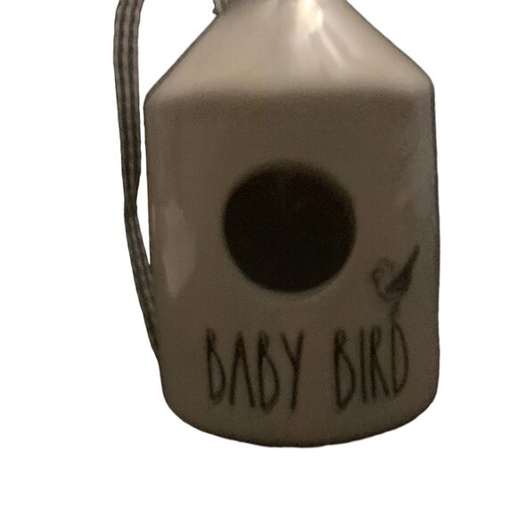 Pre Owned Rae Dunn By Magenta Baby Bird Bird Feeder Artisan Collection Unique - Picture 4 of 13